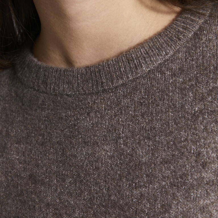 Basic knit sweater "Sadie" Light Brown
